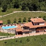 Resort San Pellegrino Terme Couette-café 4*