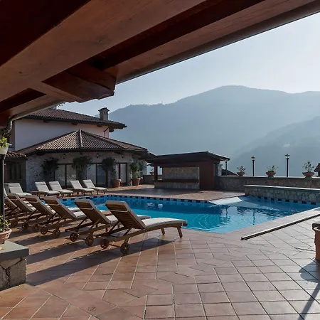 Resort San Pellegrino Terme 4*